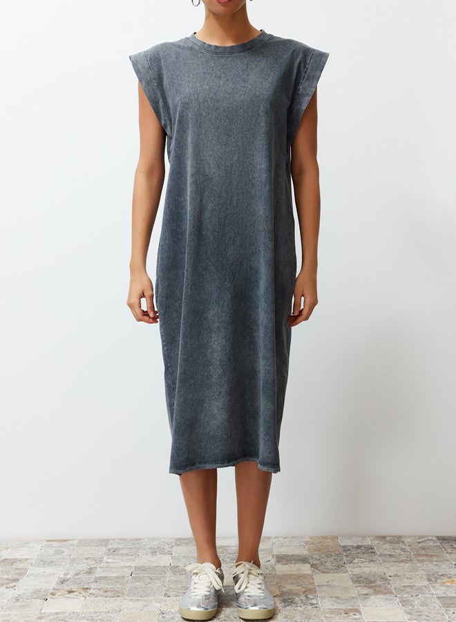 trendyol Anthracite Washed/Faded Effect Shift/Straight Cut Knit Dress - Image 4