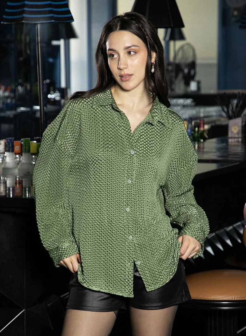 بينيا كولادا قميص نسائي واسع بنسيج منتفخ بياقة عادية وأكمام طويلة بأزرار للإغلاق، قميص منسوج بلون سادة للاستخدام اليومي والكاجوال، زيتوني