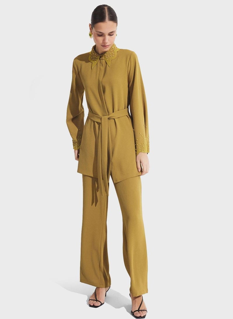 جون طقم قميص وسروال بحزام مزين - Image 1