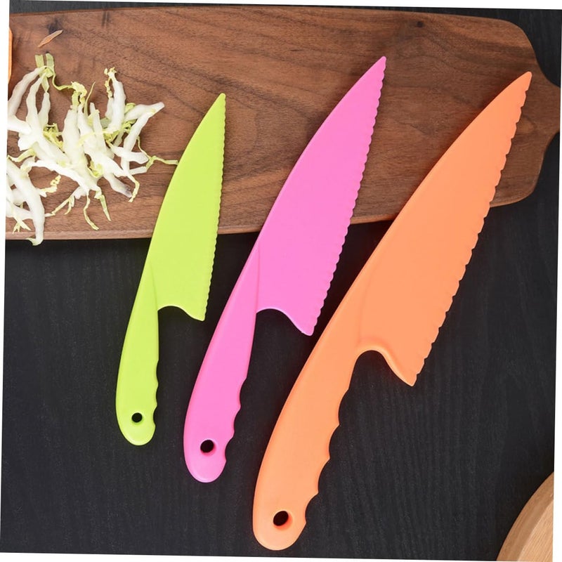 6PCS Plastic Fruit Cutters For Dessert Lightweight Easy Store Random Color - Image 5