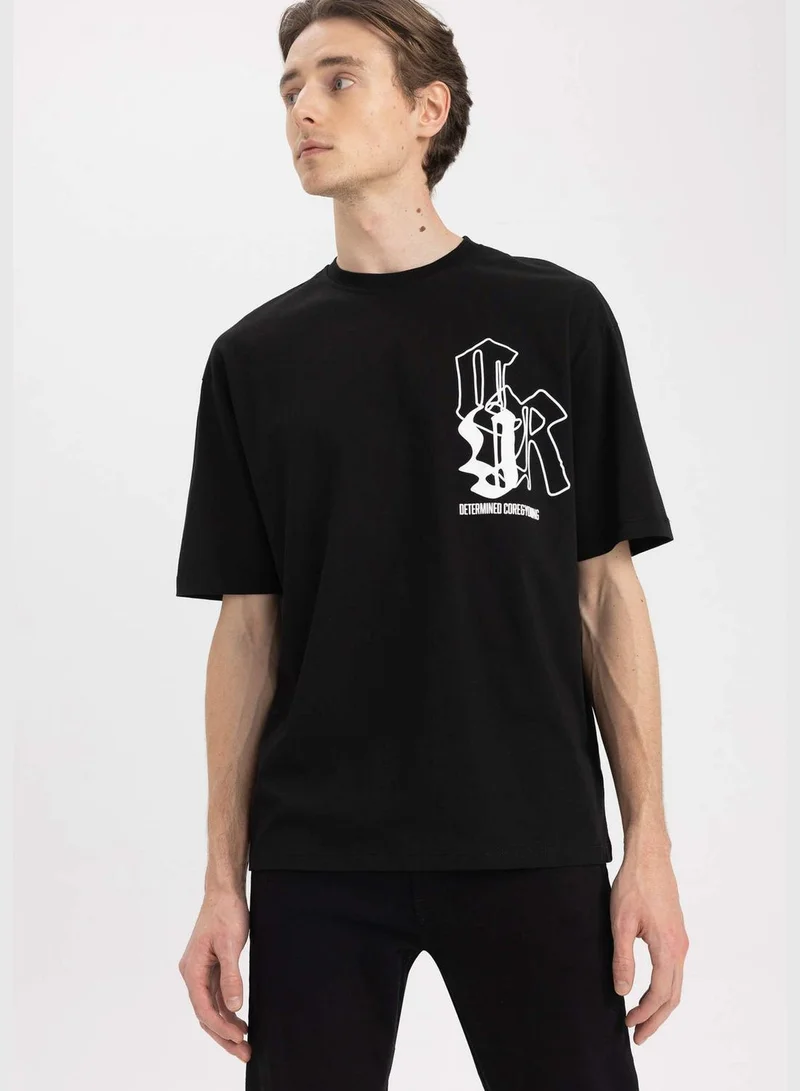 DeFacto Man Oversize Fit Crew Neck Short Sleeve Knitted T-Shirt