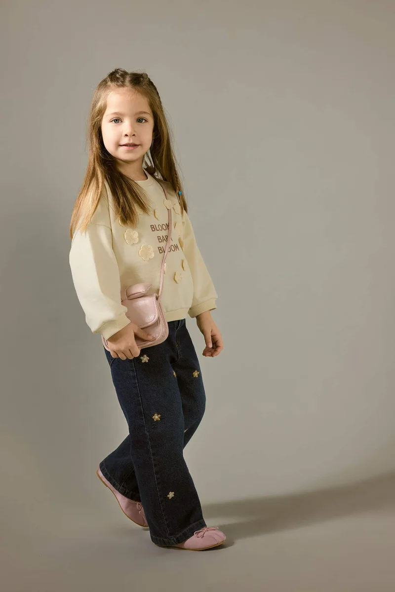 ديفاكتو Baby Girl Oversize Fit Crew Neck Floral Thick Fabric Sweatshirt