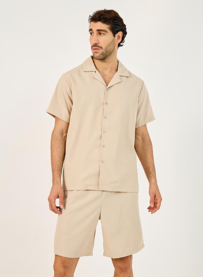 Styli Solid Woven Short Sleeve Collared Shirt and Shorts Set  - Image 2