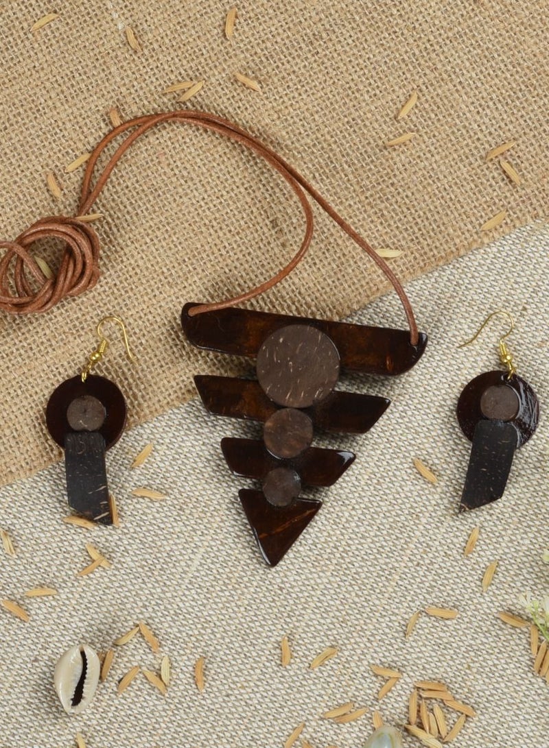N & H Handcrafted Coconut Shell Geometric Pattern Necklace Set  - Image 3