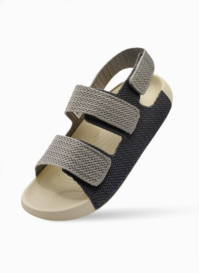 DUOZOULU AQ Three-Strap Knit Sandal