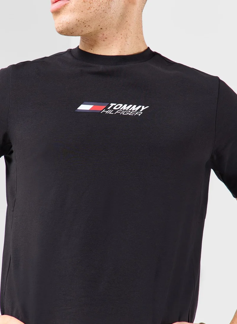 TOMMY HILFIGER Big Logo Essential T-Shirt
