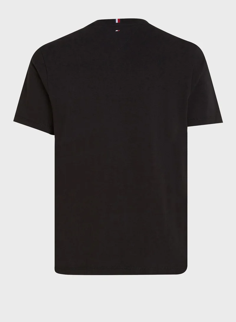TOMMY HILFIGER Big Logo Essential T-Shirt