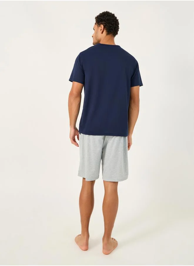ستايلي Garfield Graphic Print T-Shirt and Shorts Set