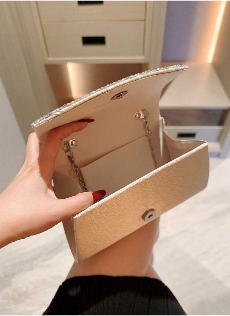 حقيبة ليلة القمر 1 قطعة، تصميم كلاسيكي مموج من الساتان لحقيبة سهرة مزينة بالراين الساطع، حقيبة سهرة رسمية مع سلسلة، تتناسب بشكل مثالي مع أزياء رأس السنة الجديدة، تتناسب بشكل ممتاز مع فساتين الحفلات