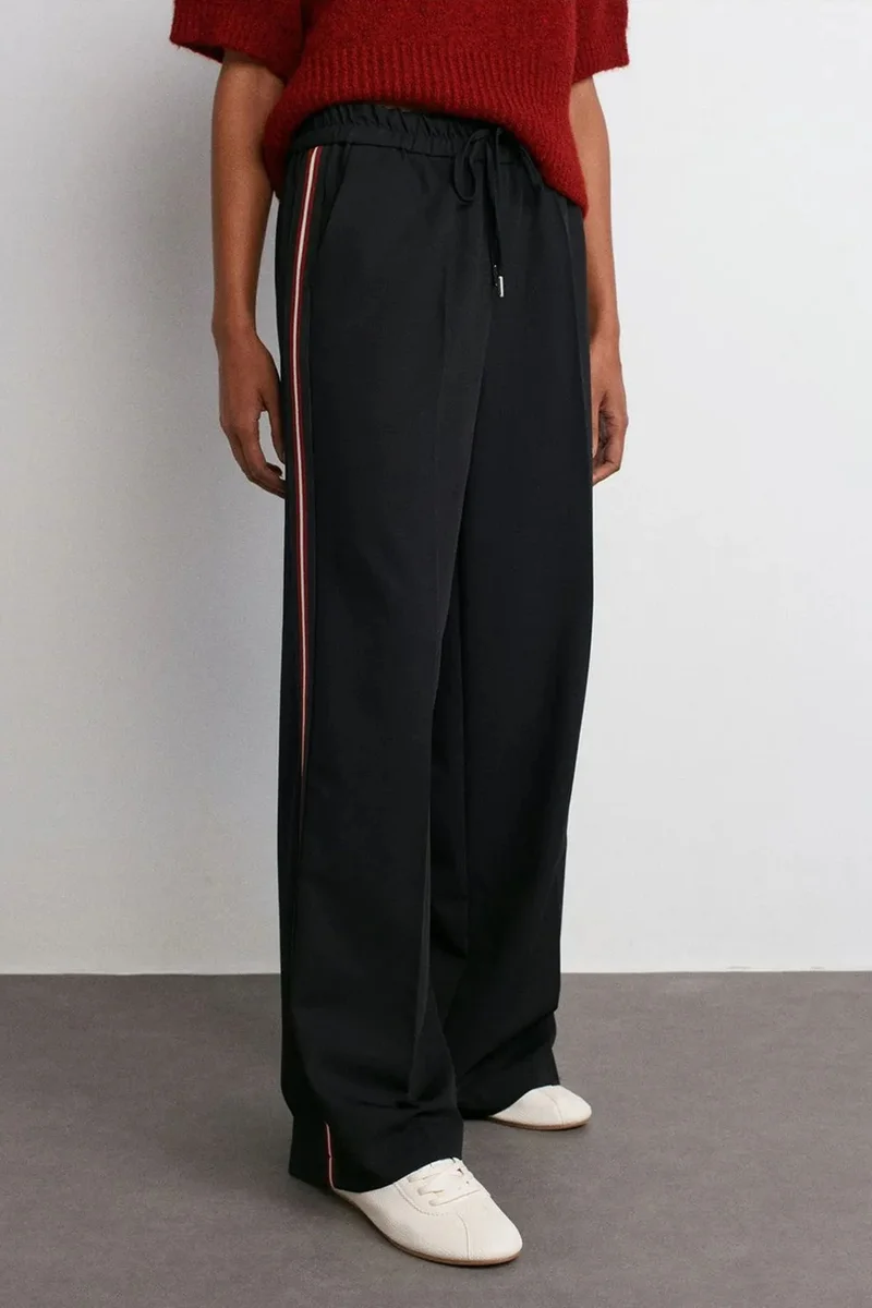 Dilvin Black DILVIN Striped Wide-Leg Crepe Trousers for Women | Best Price UAE