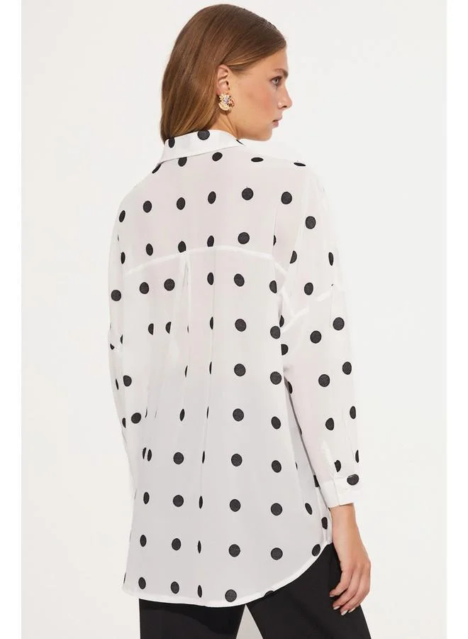 JUNE June Women Exclusive Boyfriend/Wide Fit Polka Dot Patterned Shirt Ecru