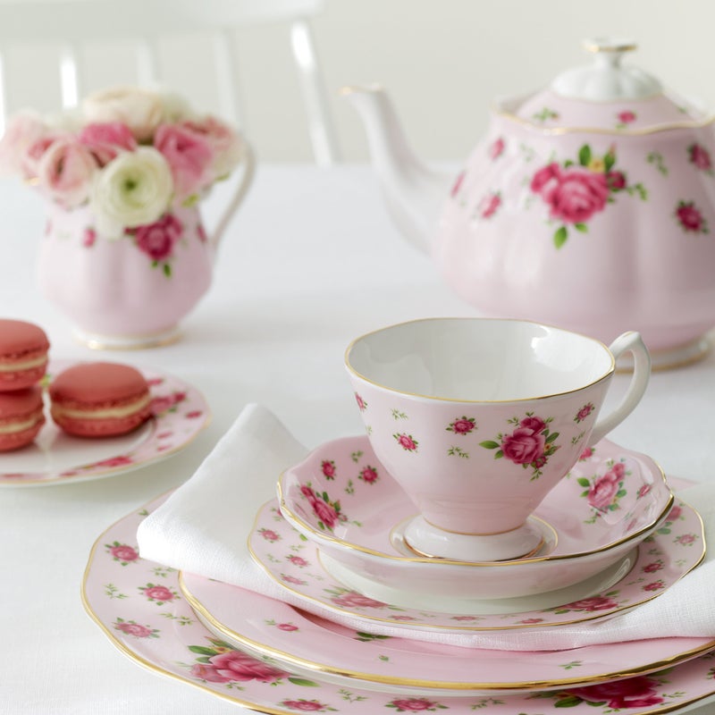 Royal Albert New Country Roses Pink Teacup & Saucer Set - Image 5
