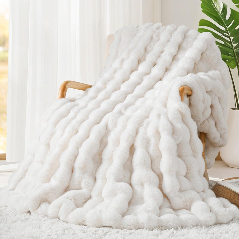 Touchat Luxury 1000GSM Rabbit Faux Fur Twin Blanket Super Heavy Warm Cozy Beige Cream Blankets for Couch Bed Sofa Ruched Plush Fuzzy Elegant Soft Reversible Mink Blanket for Living Room Bedroom