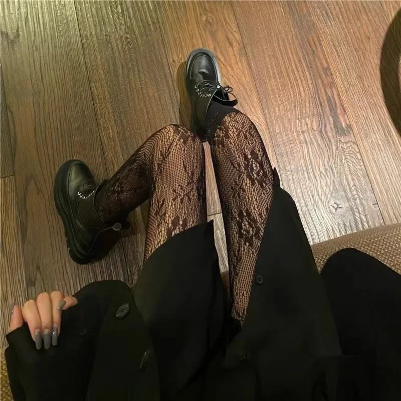 Women's Flower Mesh Patterned Tights Fishnet Floral Stockings Pantyhose Stockings Leggings - Image 2