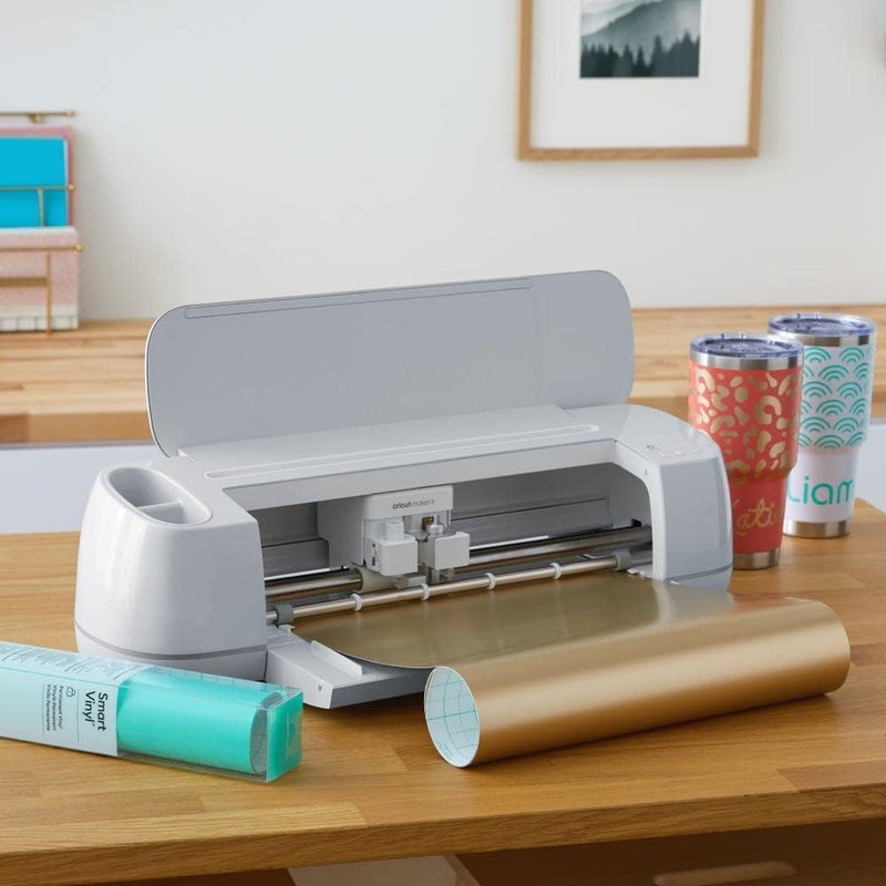 كريكيت فينيل كريكوت سمارت بيرماننت ماتي معدني (Cricut Smart Permanent Matte Metallic Vinyl) – مقاس 13 بوصة × 12 قدم، لون شامبانيا – مناسب للأعمال اليدوية الخارجية، متوافق مع آلات كريكوت إكسبلور 3 وميكر 3، لإنشاء مشاريع هواة، ديكالات، ملصقات، إلخ؛ مقاوم للعوامل الجوية ولا يتغير لونه مع مرور الوقت. - Image 3