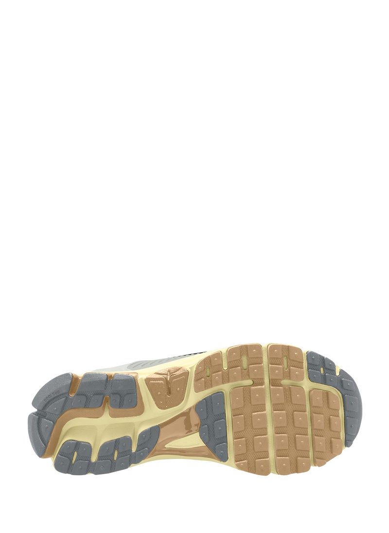 Nike - W Nike Zoom Vomero 5 - Image 1