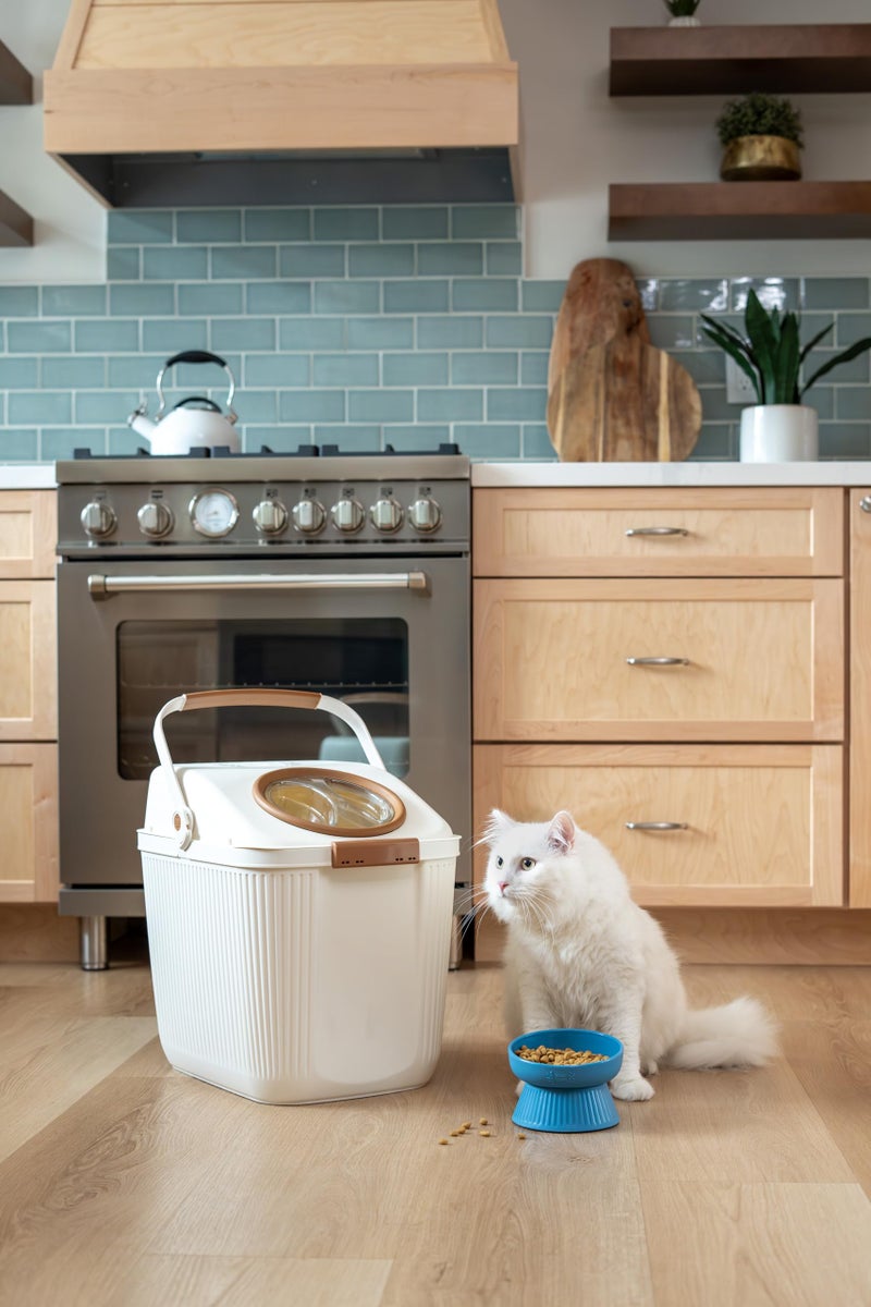 Harry Barker Lightweight Airtight Pet Food Storage Container, Eco-Friendly Recycled Plastic with Easy-Access Lid, Holds up to 25 lb Dry Dog or Cat Food - Image 5