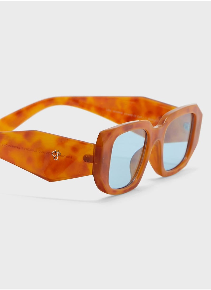 CHPO Lou-Sustainable Sunglasses - Made Of 100% Recycled Materials  - Image 3