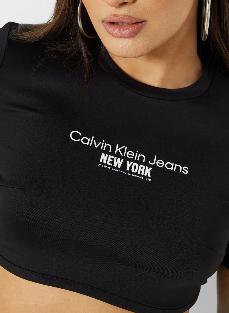 Calvin Klein Jeans Crew Neck Logo T-Shirt