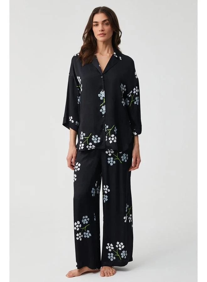 Penye Mood Floral shirt set.