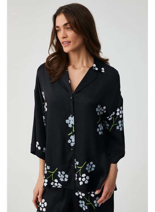 Penye Mood Floral shirt set.