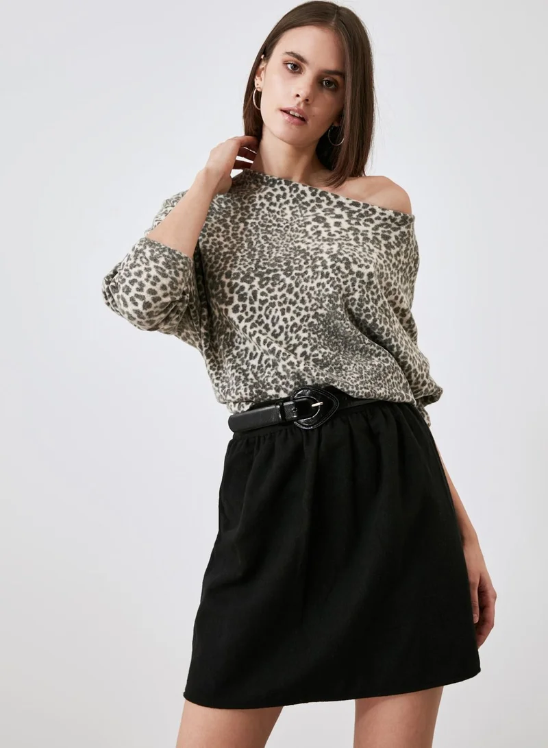 trendyol Leopard Print Sweatshirt
