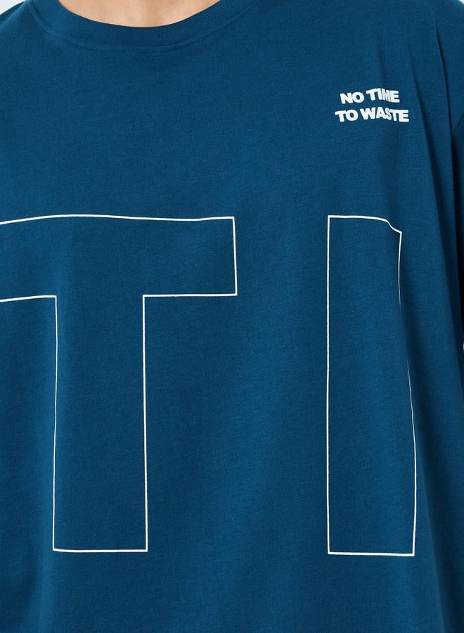 ستايلي تيشيرت واسع بطبعة جرافيك أمامية وخلفية - Image 3