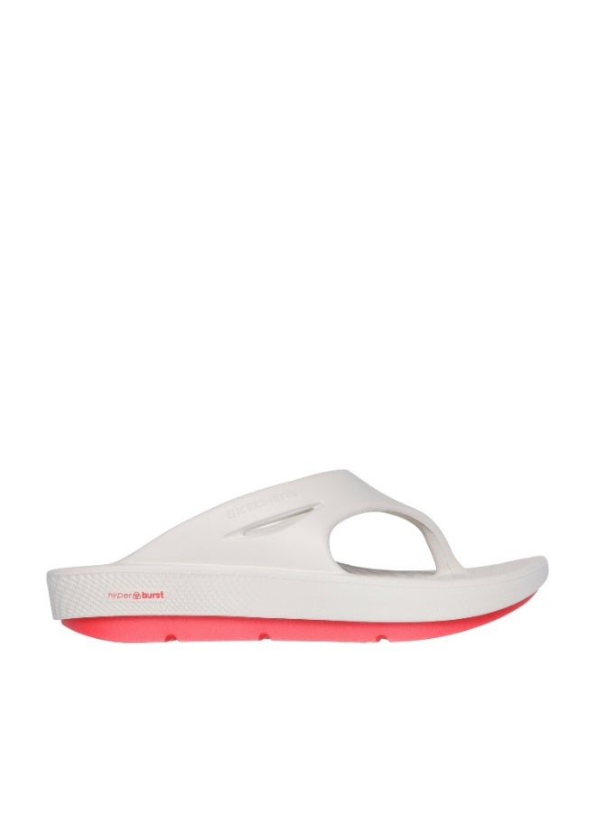 SKECHERS استعد انتعاشك - Image 1