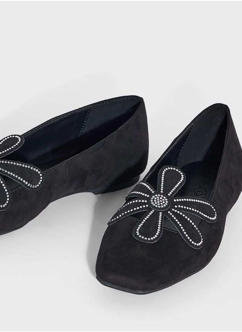 Katy Perry Close Toe Flower Detail Flat Ballerinas