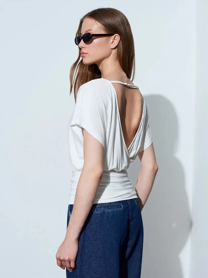 Dilvin DILVIN Women's Modal Blend Cut-out Crew Neck Blouse
