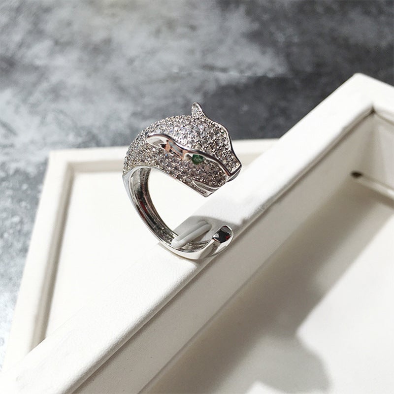 European and American Exaggerated Atmosphere Temperament Wild Leopard Head Full Diamond Green Eye Tail Open Ring Internet Celebrity Personalized Design Ring - Image 1