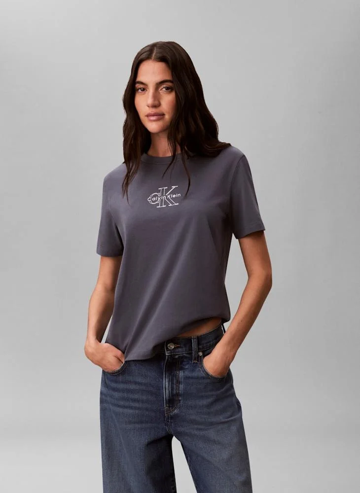 Casual Classic Foil Monologo T-Shirt