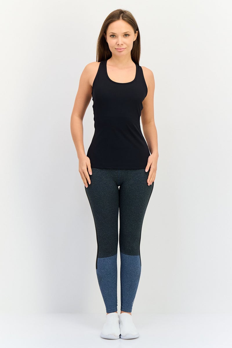 FILA تي شيرت تدريب بلا أكمام للنساء بحجم كبير، أسود - Image 2