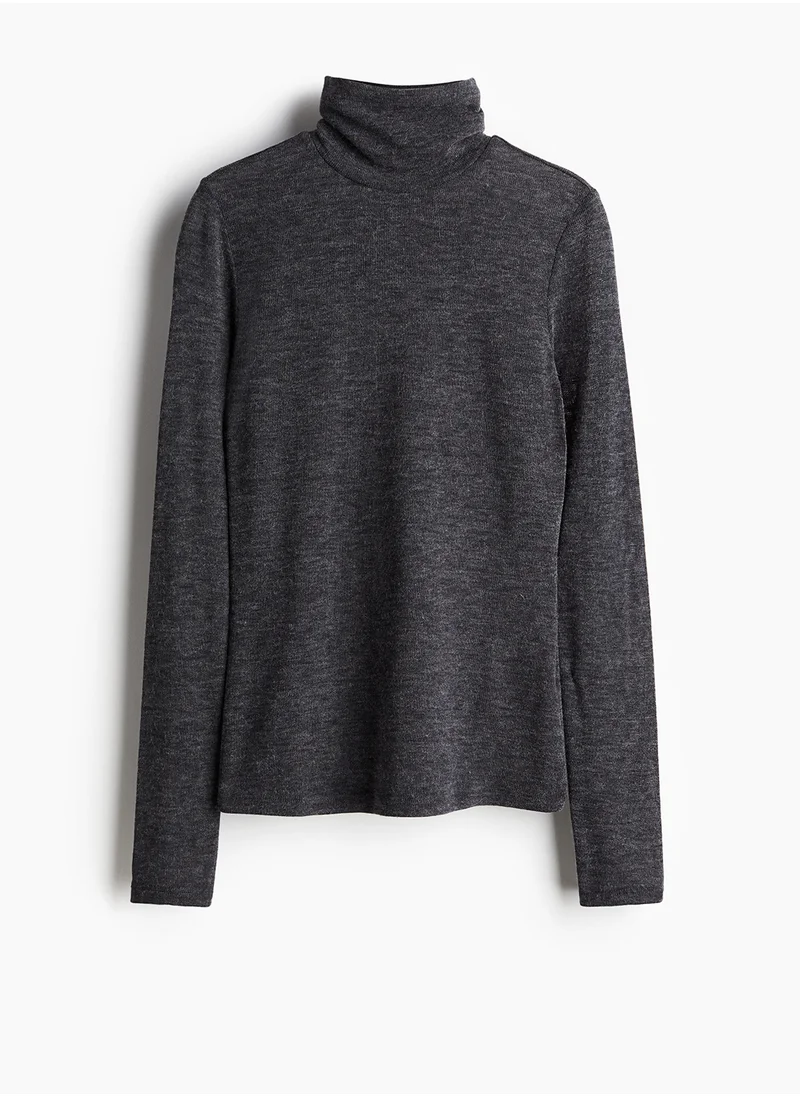 اتش اند ام Turtle-Neck Top