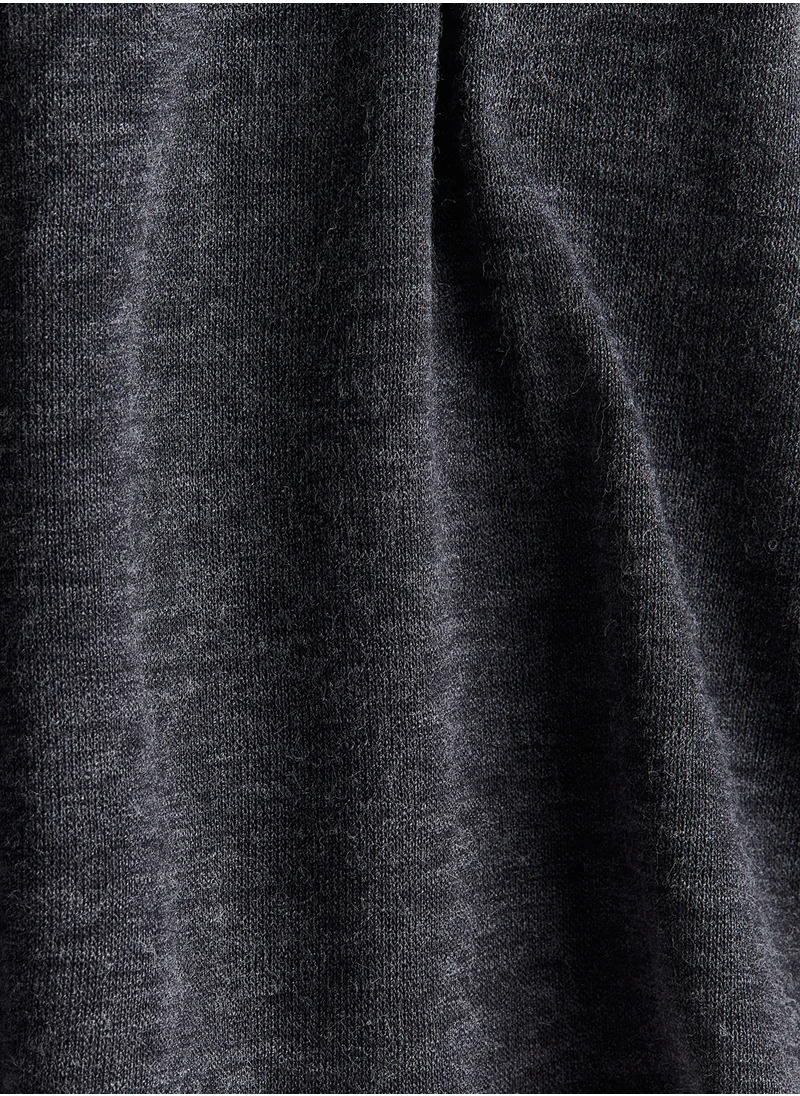 اتش اند ام Turtle-Neck Top