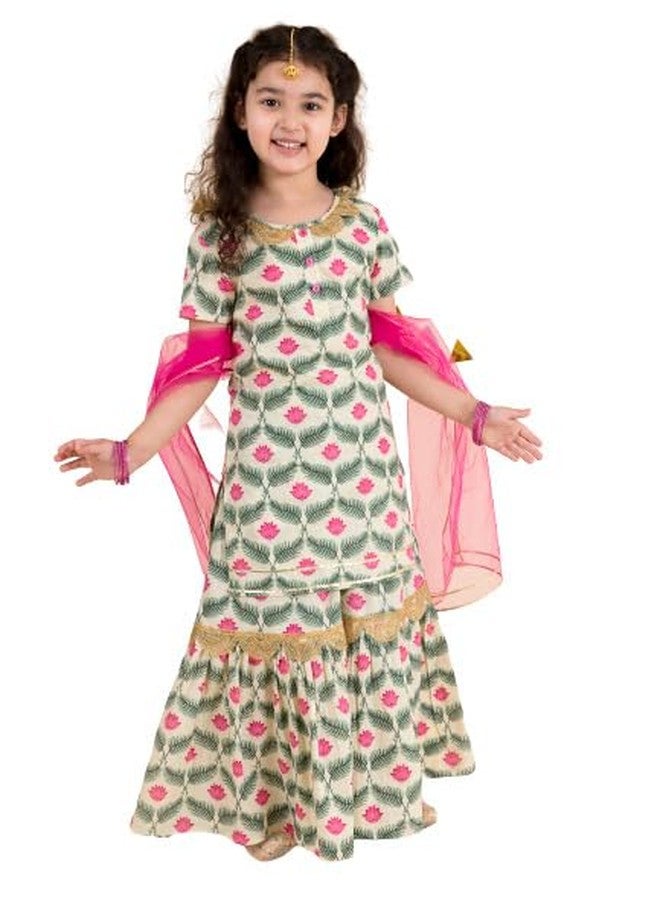 Pspeaches طقم كورتي قطني خالص بتصميم نير زهري أبيض فاتح للبنات من ماركة Pspeaches، مع تنورة وشال (أبيض - 12-14 سنة) - Image 1