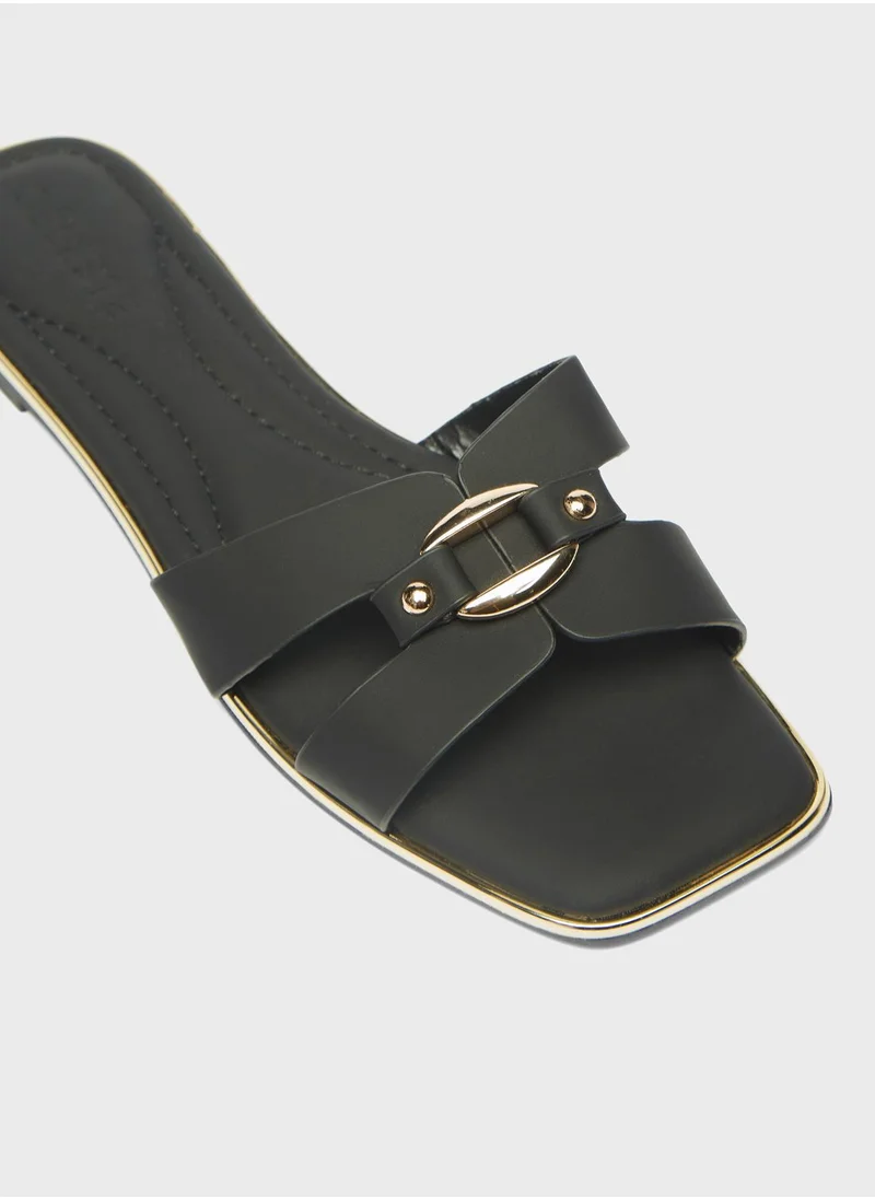 سيليست Single Strap Flat Sandals