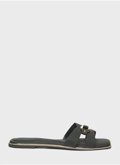 سيليست Single Strap Flat Sandals