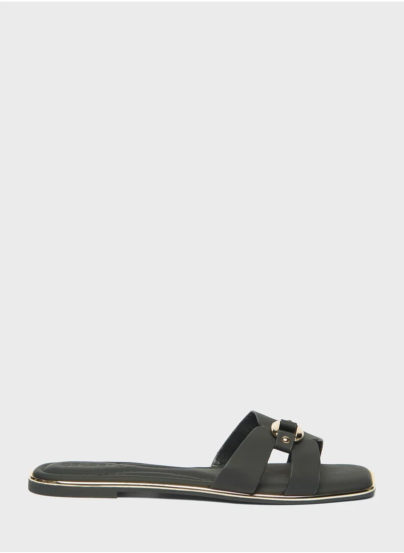 سيليست Single Strap Flat Sandals
