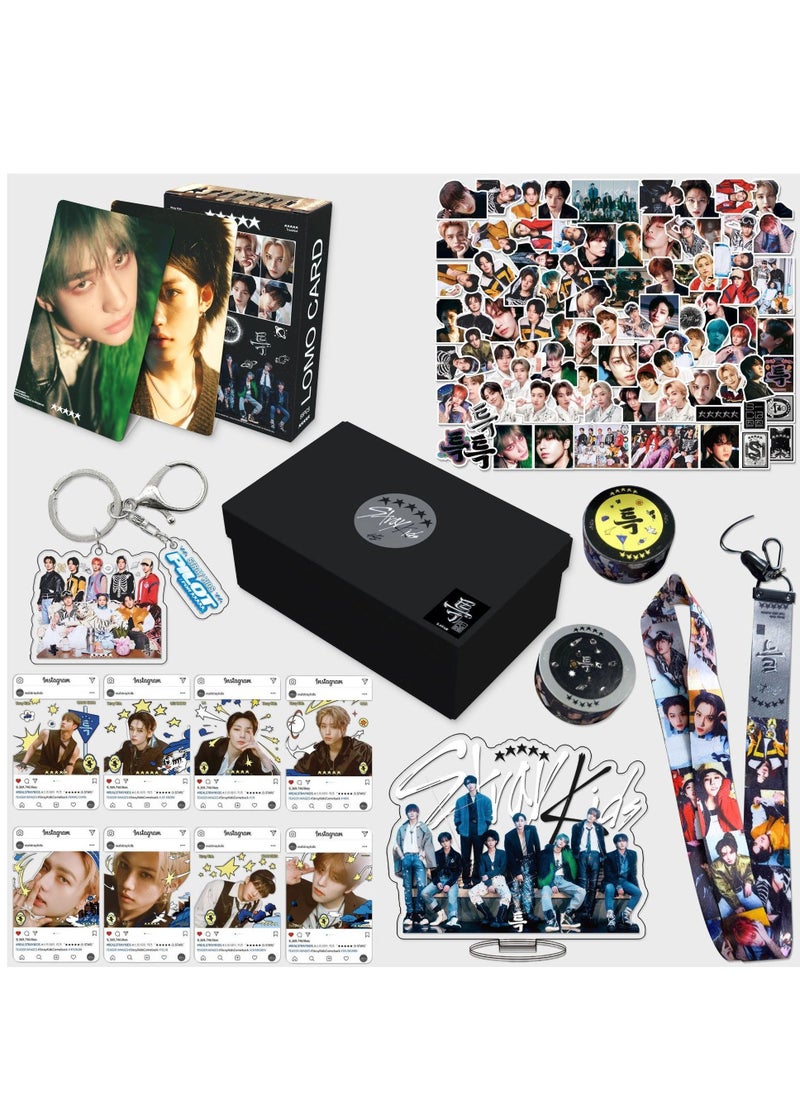 Stray Kids New Al 5-STAR Gift Box With Lomo Cards, Acrylic Stand, Hand Account Tape, Keychain, Lanyard, Stickers, Photo Card - Image 1