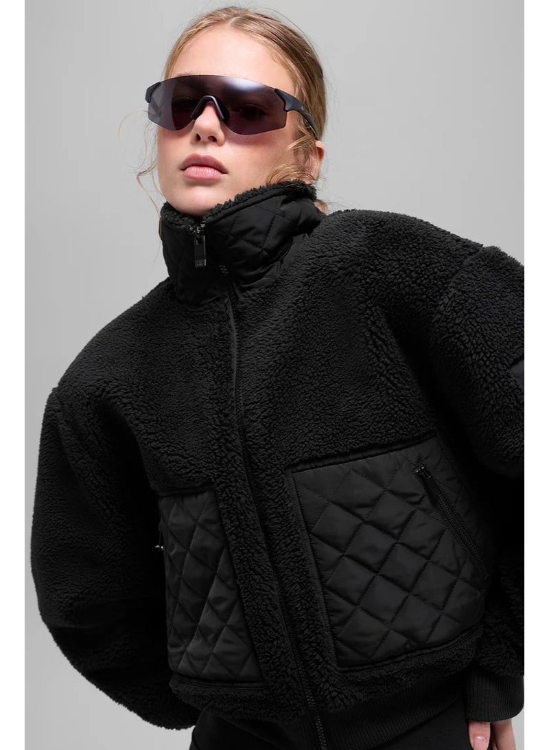 ألو يوغا معاطف ألو يوجا النسائية بطبقة صناعية من الفرو المتقشر بسحاب كامل، معاطف شتوية دافئة بتصميم رقع وجيوب - Image 5