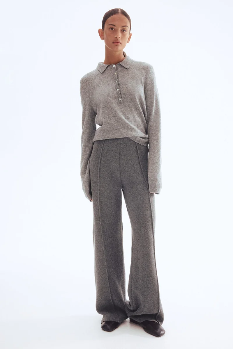 اتش اند ام بنطلون محبوك بثنيات من الأمام