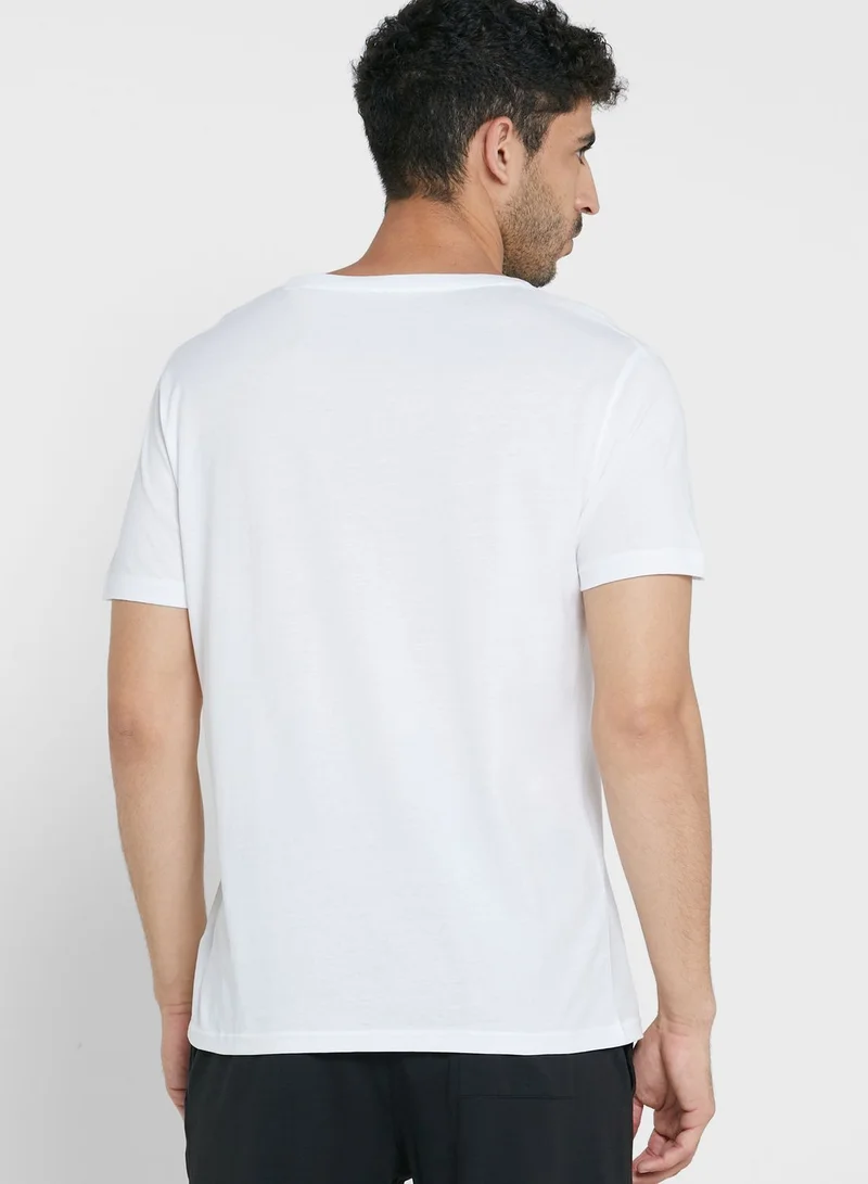 CALVIN KLEIN Logo Crew Neck T-Shirt