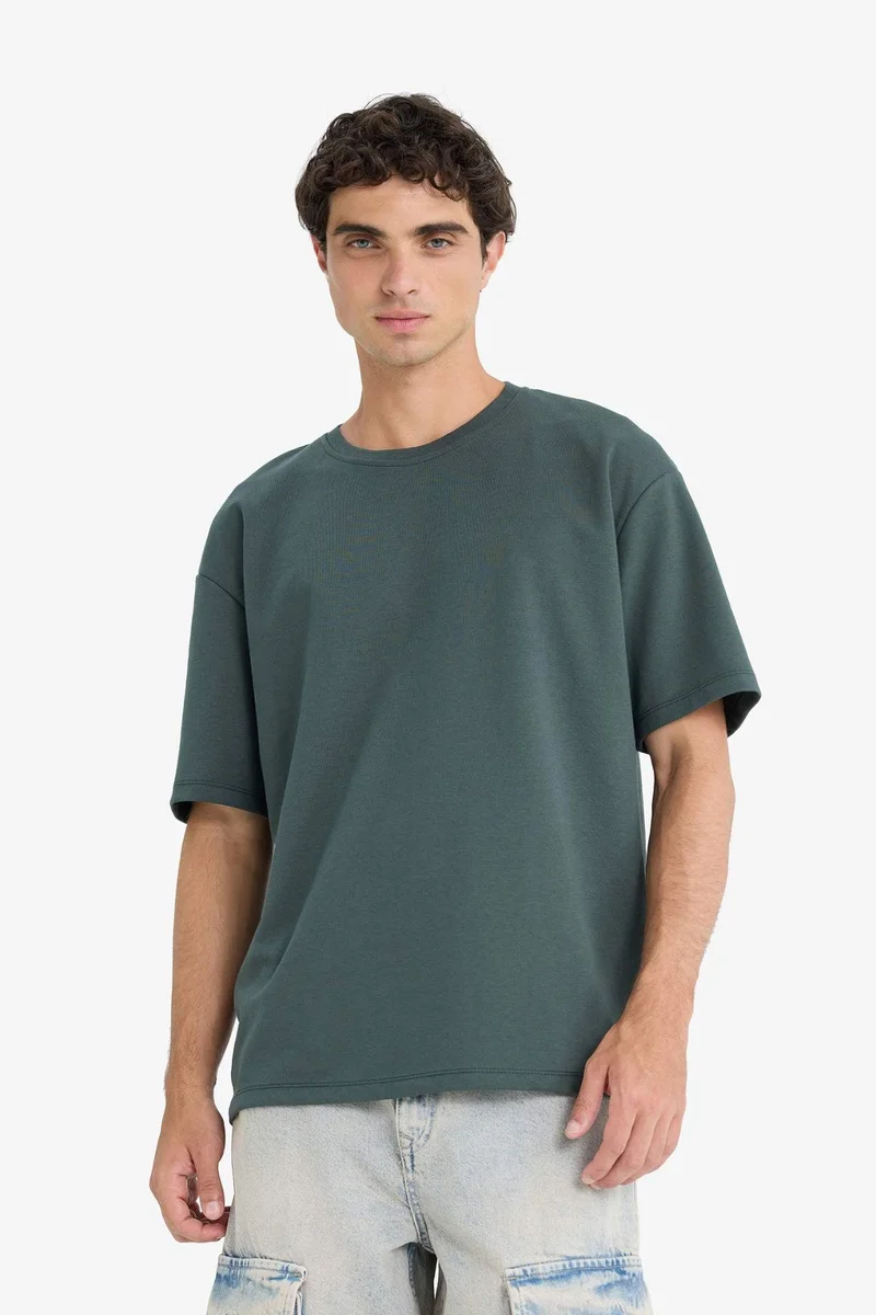 ديفاكتو Oversize Crew Neck Heavy Fabric Basic T-Shirt