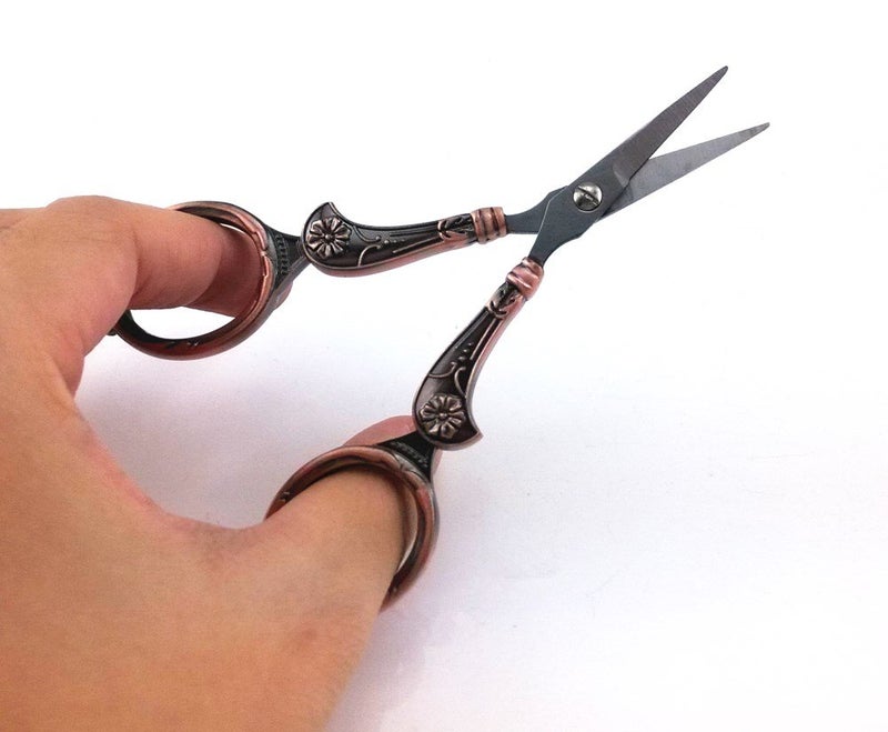 yueton Vintage European Style Needlework Embroidery Scissors (Copper) - Image 5