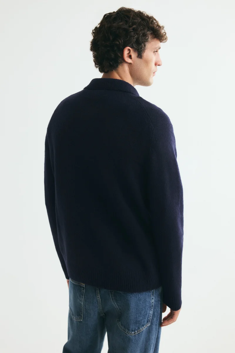 H&M  Regular Fit Knitted polo shirt for Men | Best Price UAE