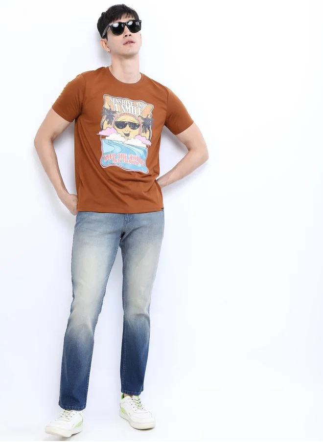 هاي لاندر Mid Rise Light Fade Jeans with Pockets by Styli