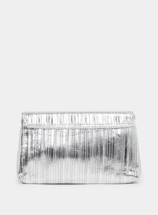 Styli Metallic Pleated Clutch Bag with Chain Strap