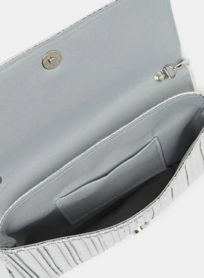 Styli Metallic Pleated Clutch Bag with Chain Strap