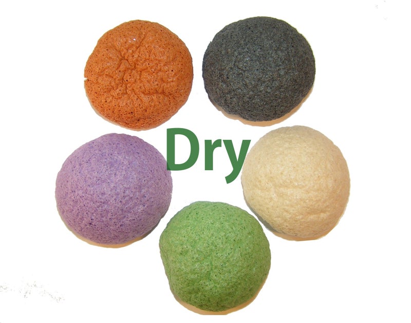 Neutripure Konjac Sponge Set: Organic Skincare Facial for Natural Exfoliating and Deep Pore Cleansing 5 Piece Sampler Pack Infused with Charcoal, Turmeric, Green Tea - Image 4